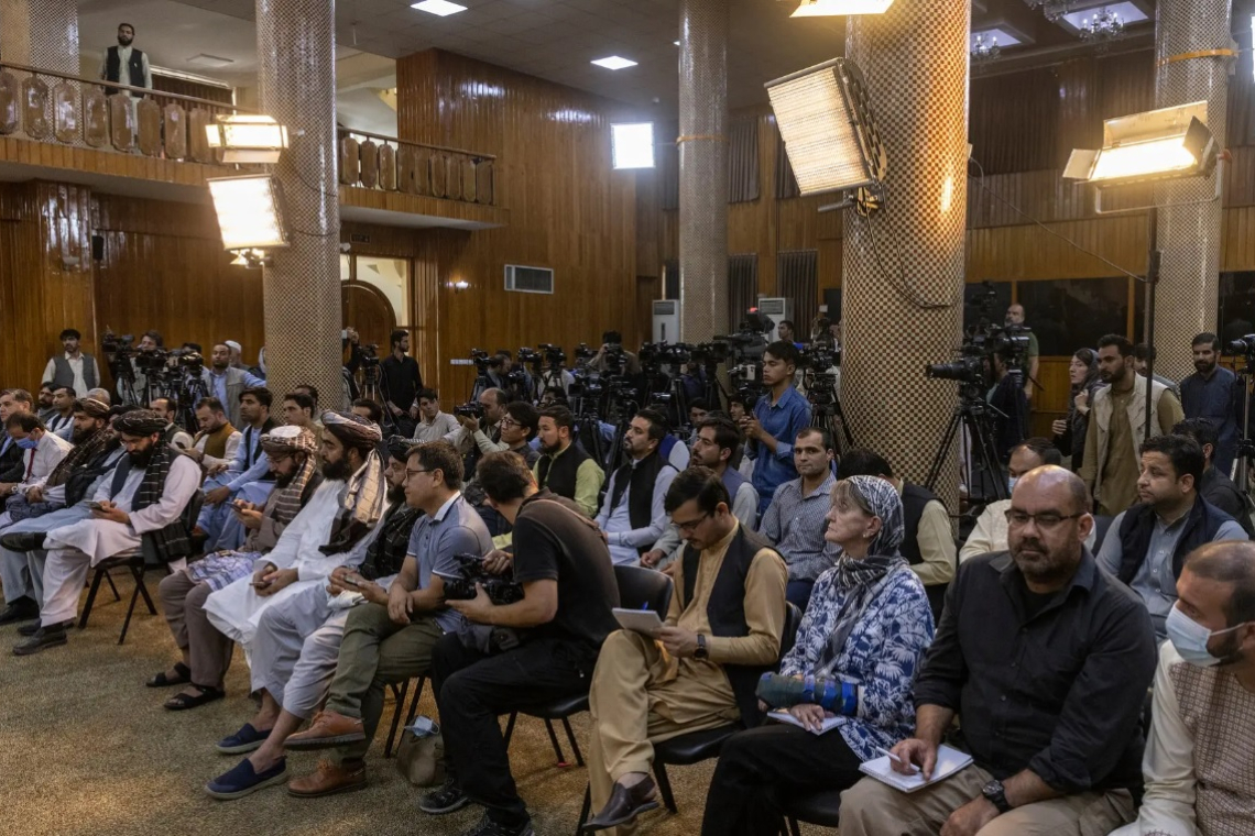 اعلامیه: د ۲۰۲۴ زېږدیز کال په لومړیو شپږو میاشتو کې د رسنیو او خبریالانو د‌ حقونو څخه د سرغړونې په اړه د خبریالانو مرکز راپور
